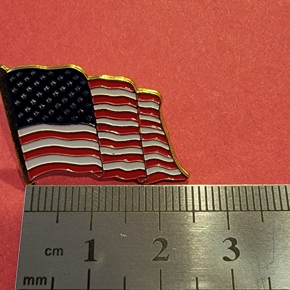 American Flag Lapel Pin - Picture 5 of 5